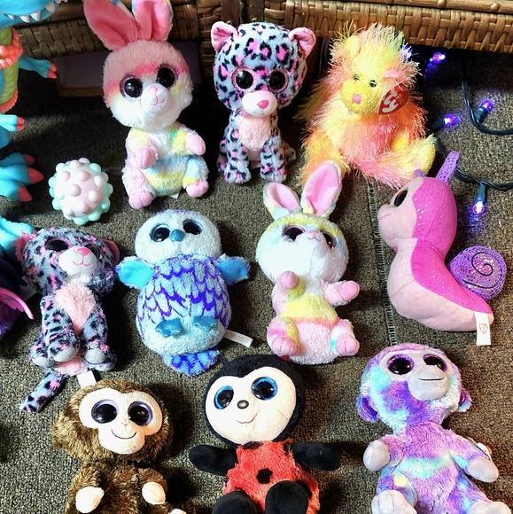 Girls Toys Lot - Picture 2 of 3